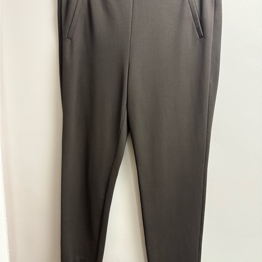 2/$45 all $30 Pants. GUC Chico’s Sz 2.5 (US 14) Rich Chocolate Easy PullOn Pants